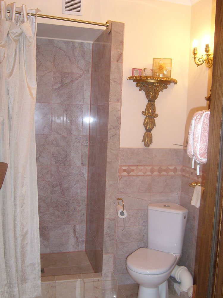 SL274829.jpg
